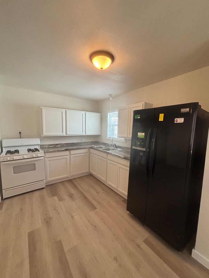 4302 Memorial Dr – photo 5
