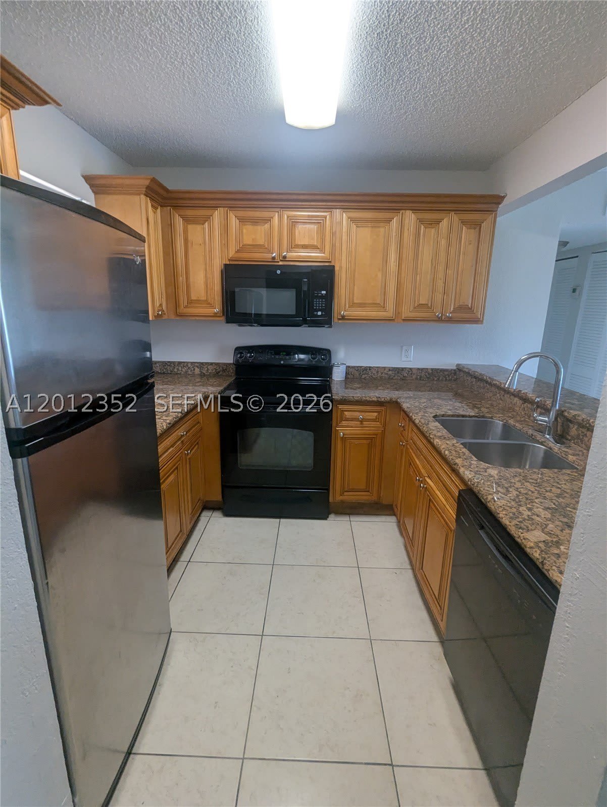 1564 Lake Crystal Dr – photo 2