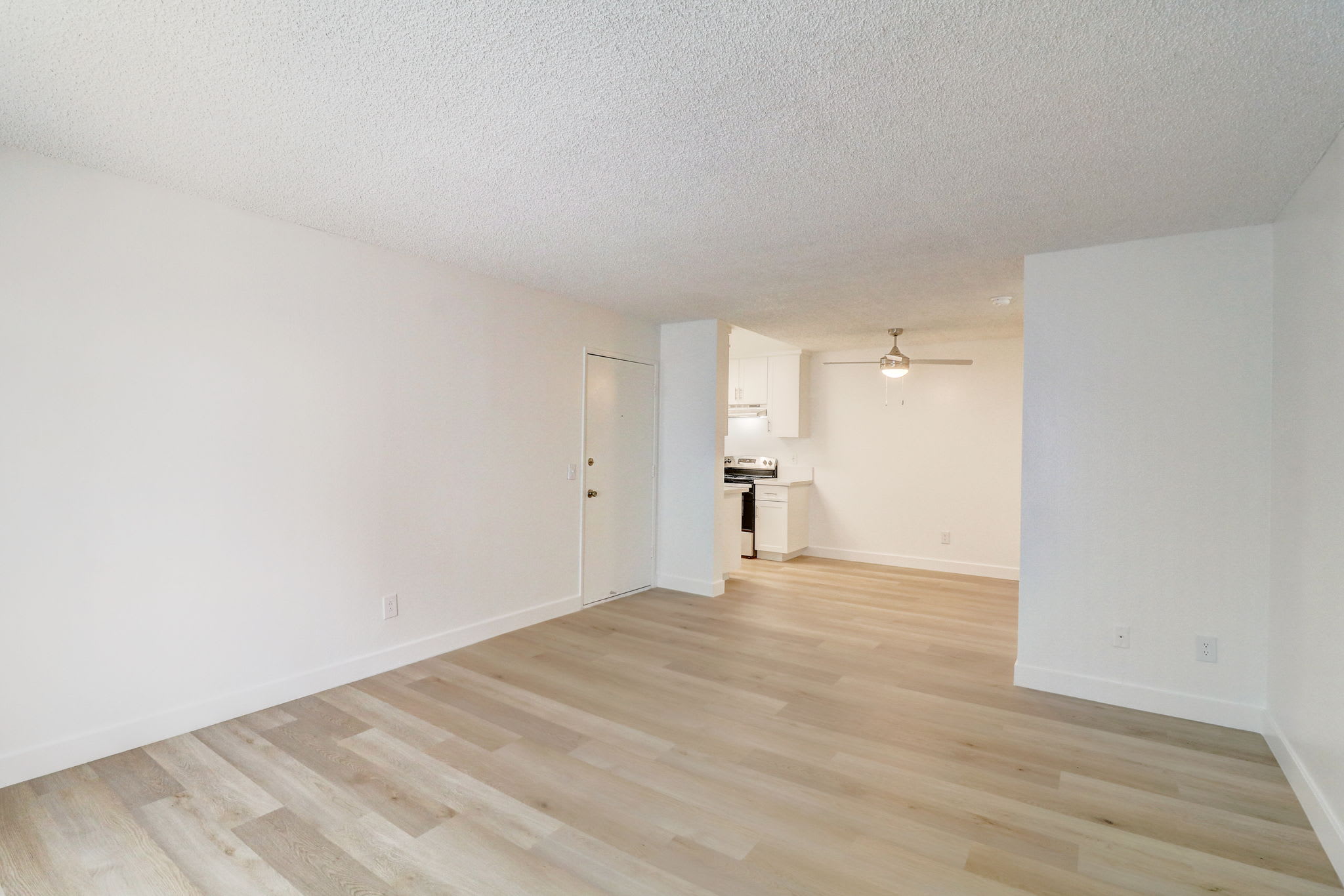 9765 Dale Avenue – photo 2
