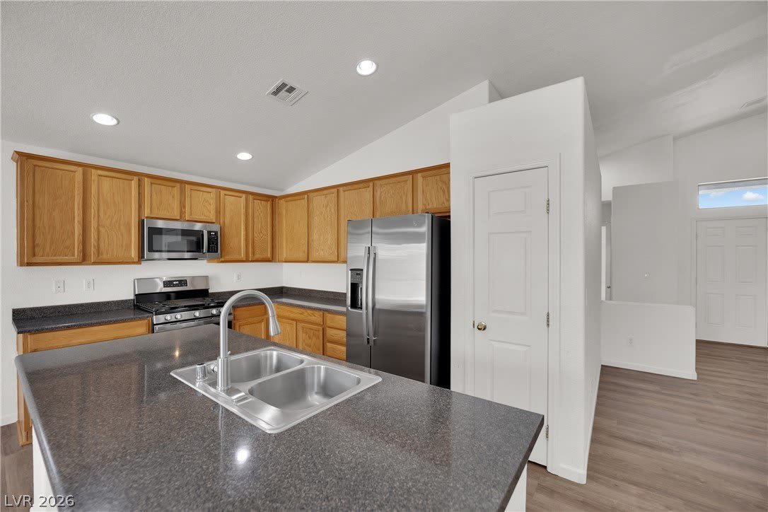 1112 Gary Carmena Avenue – photo 4