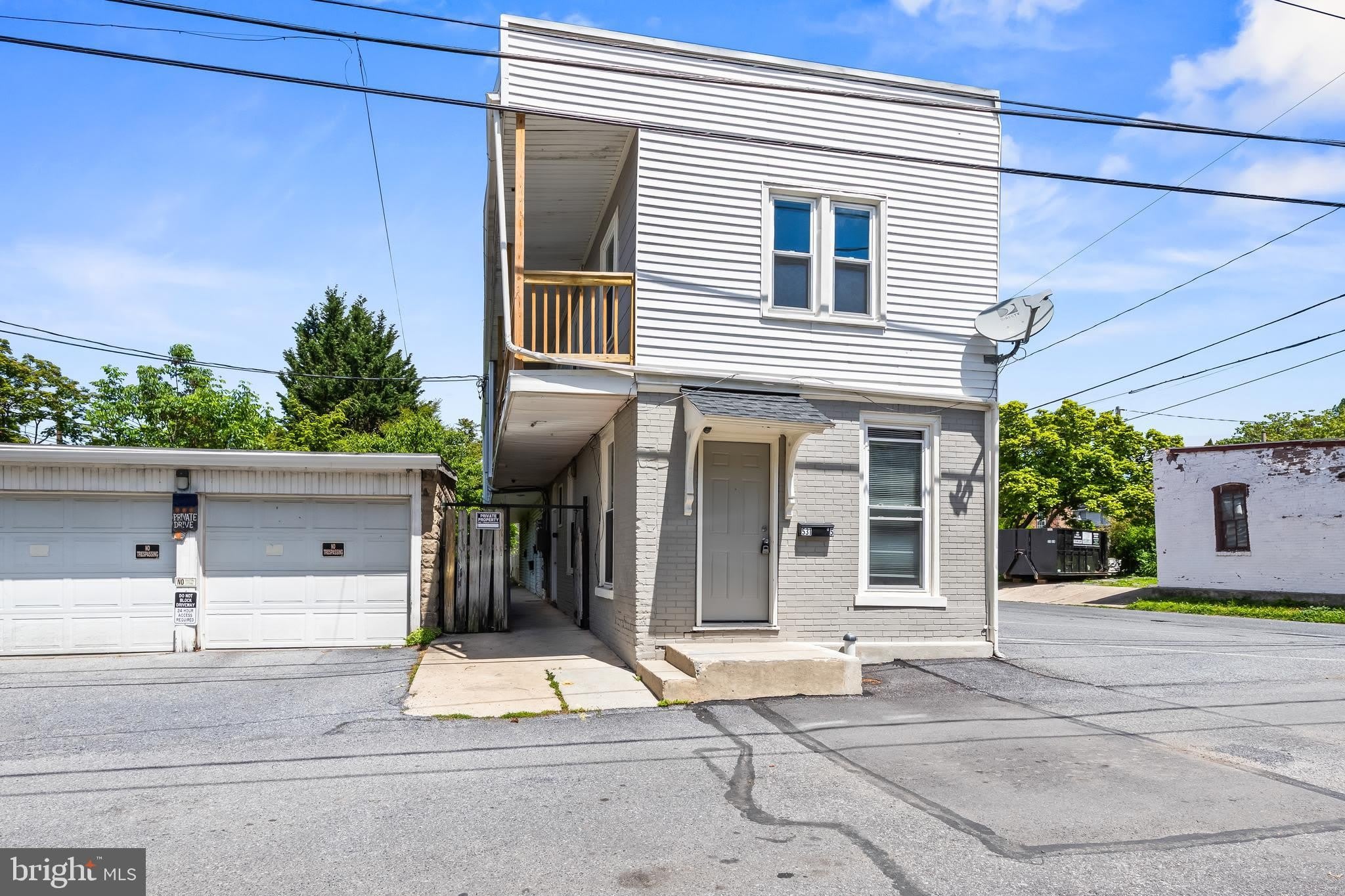 531 WALTON STREET – photo 1
