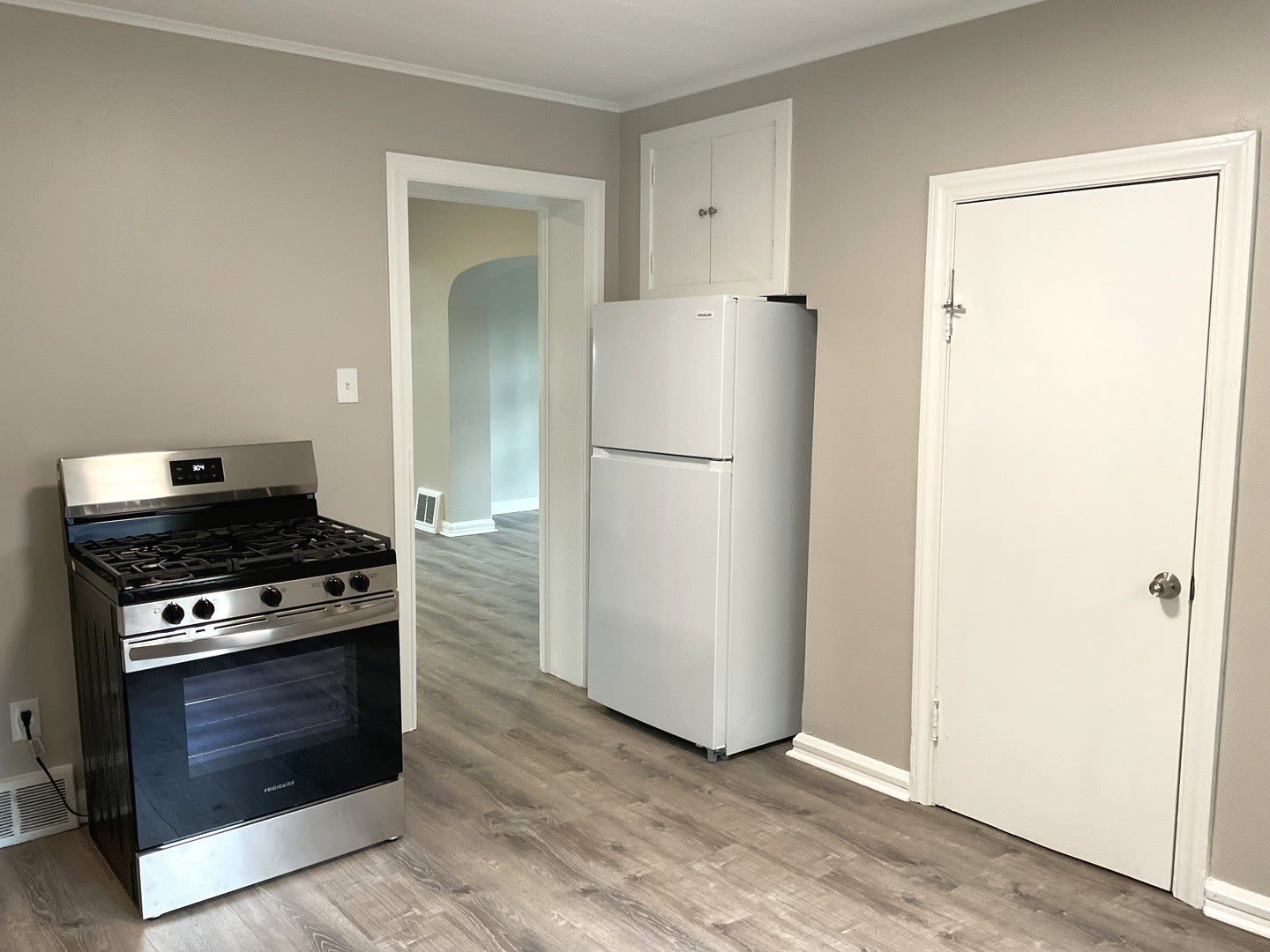 451 W New York Street – photo 5
