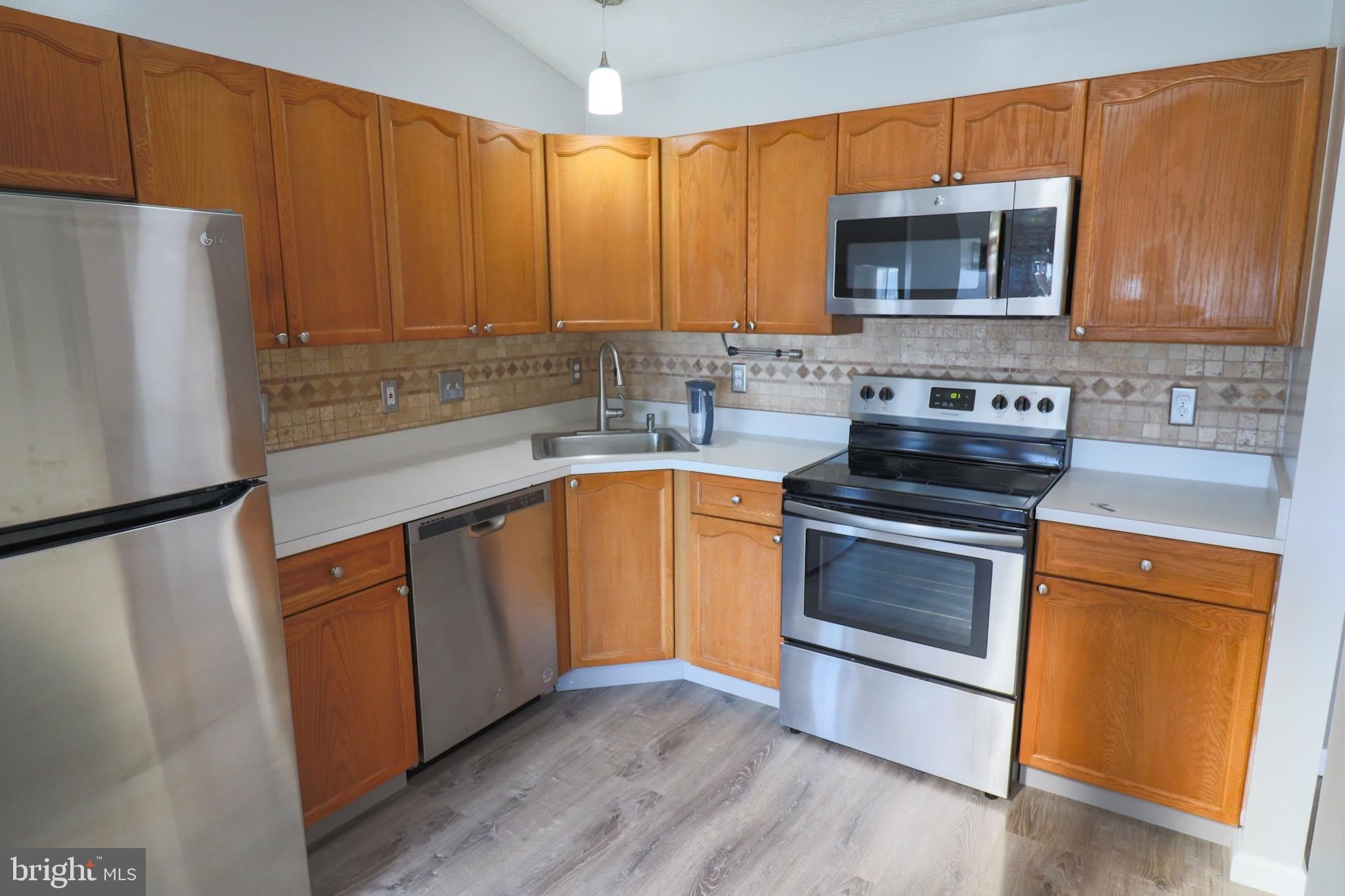 94-12 CHINKAPIN Drive – photo 2