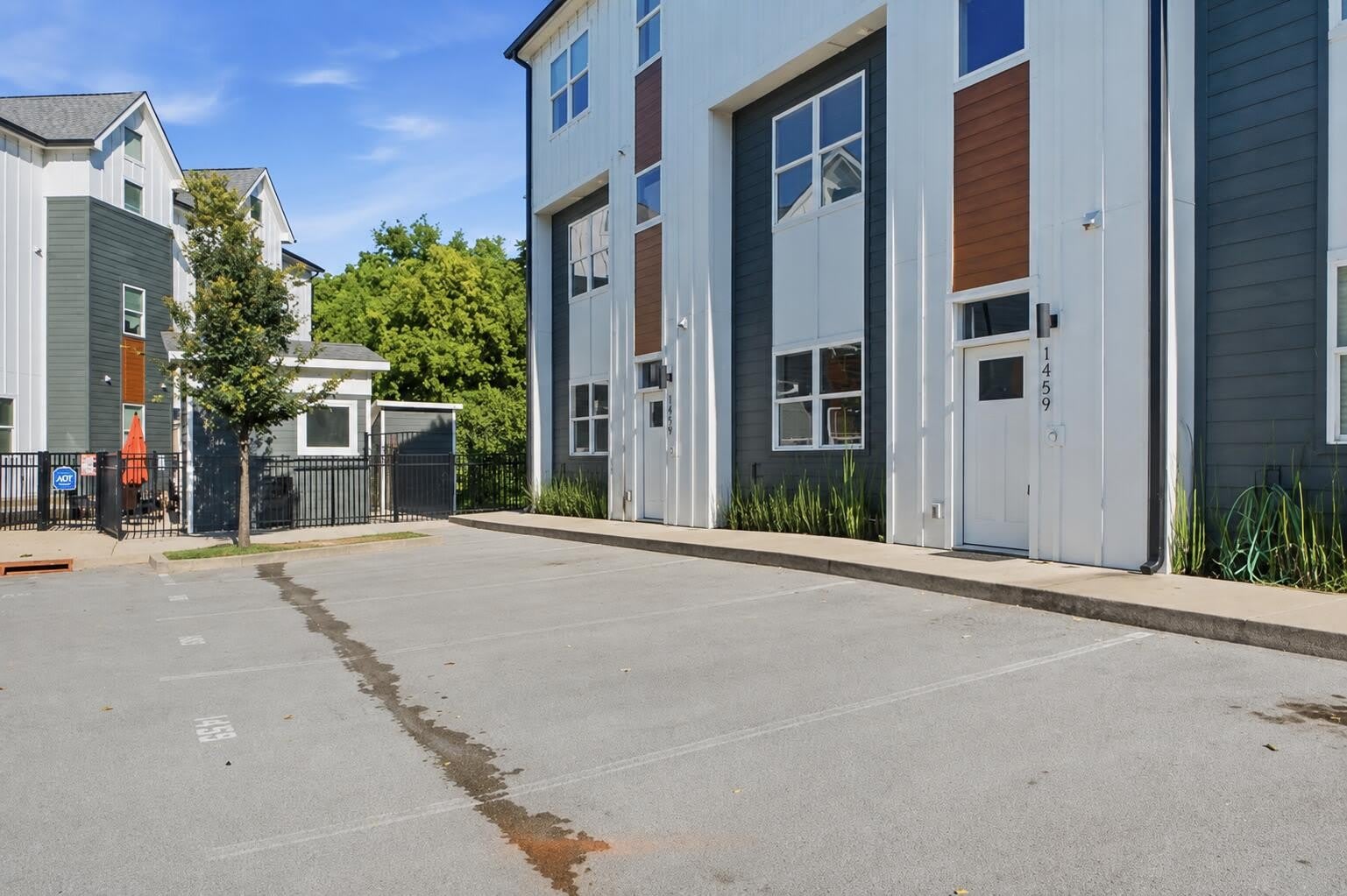 1459 Stockyard Place – photo 1