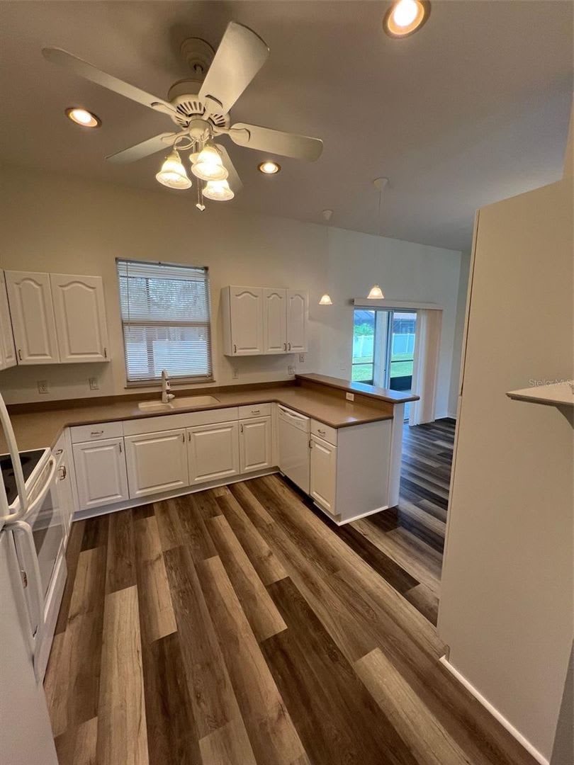 North Port home – photo 5