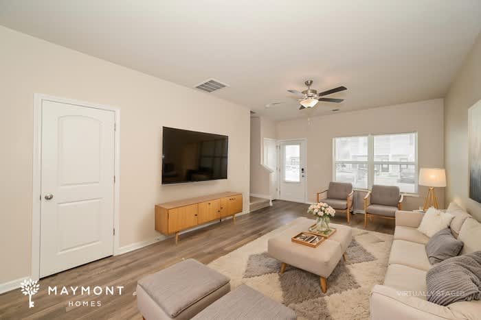 8071 Logan Drive – photo 5