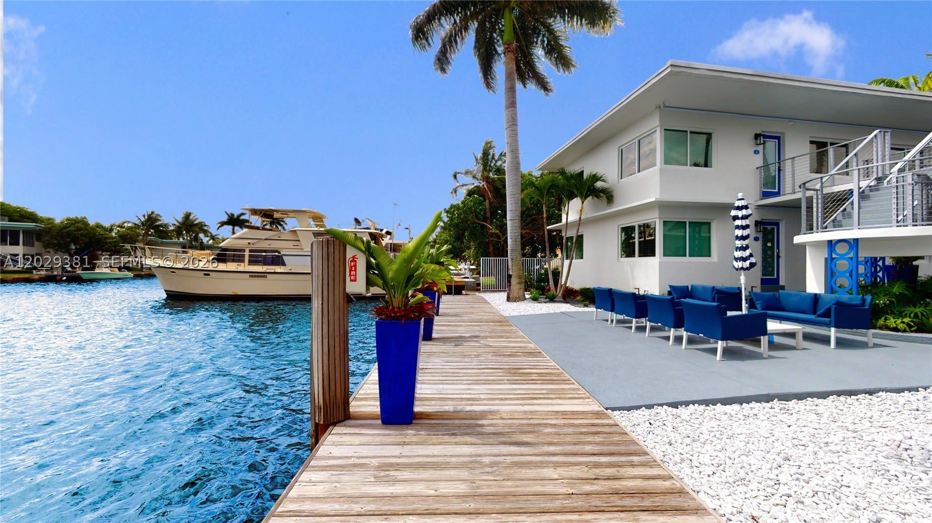 508 Hendricks Isle – photo 2