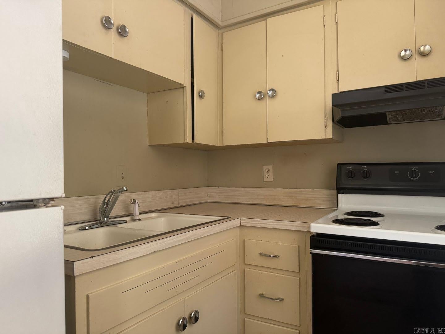 318 E Purdon – photo 2