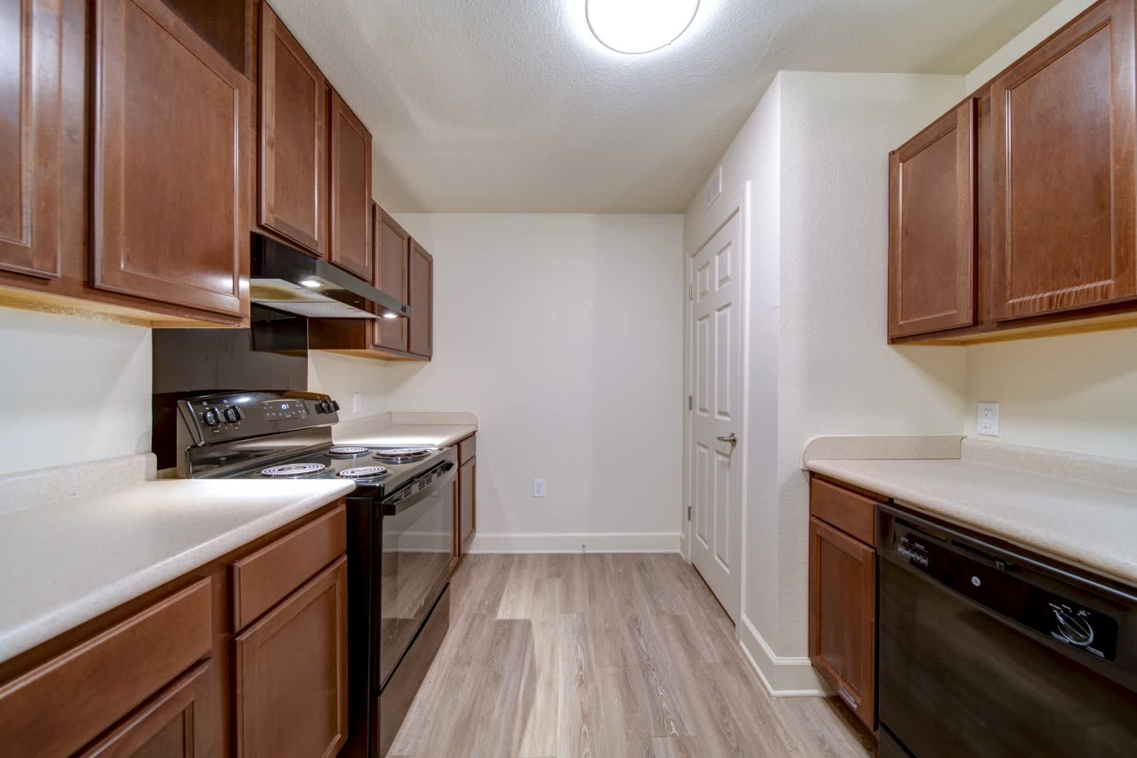 Granite Pointe – photo 4