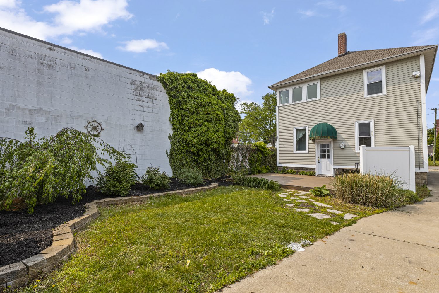 199 Houston Avenue – photo 5