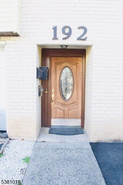 192 PARK ST UNIT 2 – photo 4
