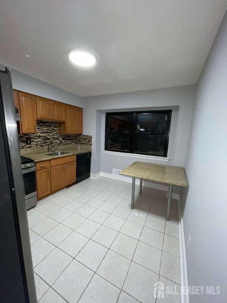 807 Merrywood Drive – photo 4