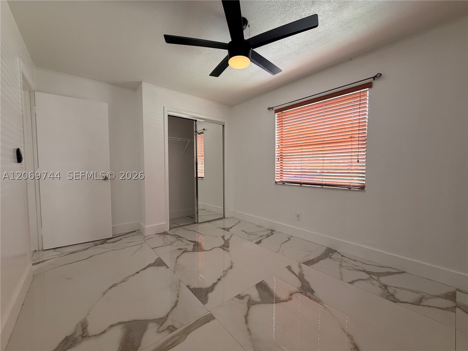 4004 SW 68th Ln – photo 4