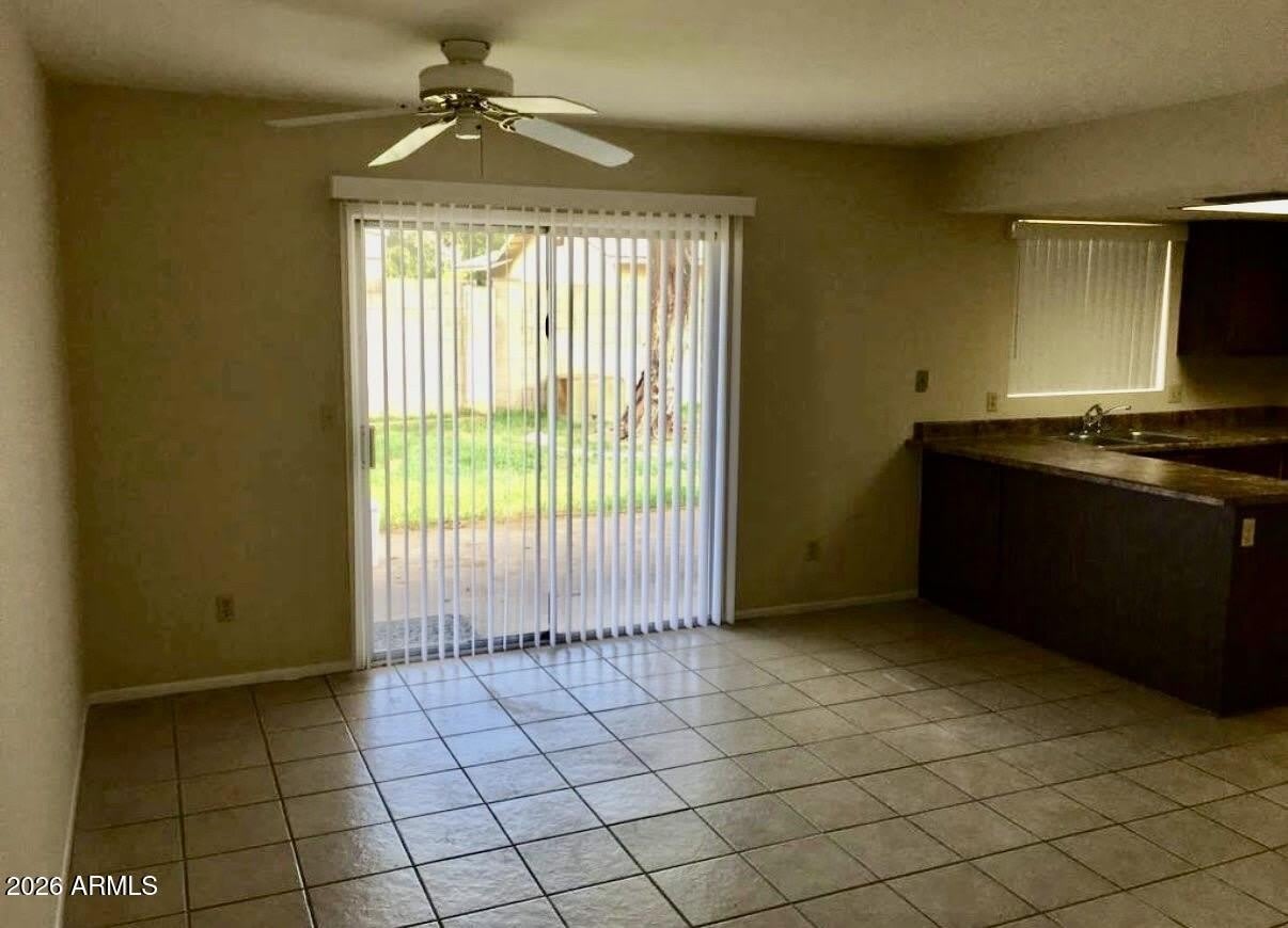 5712 E ESTRID Circle – photo 4