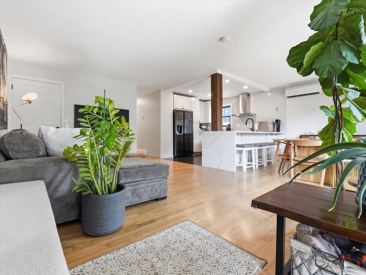 59 HAUXHURST AVE – photo 2