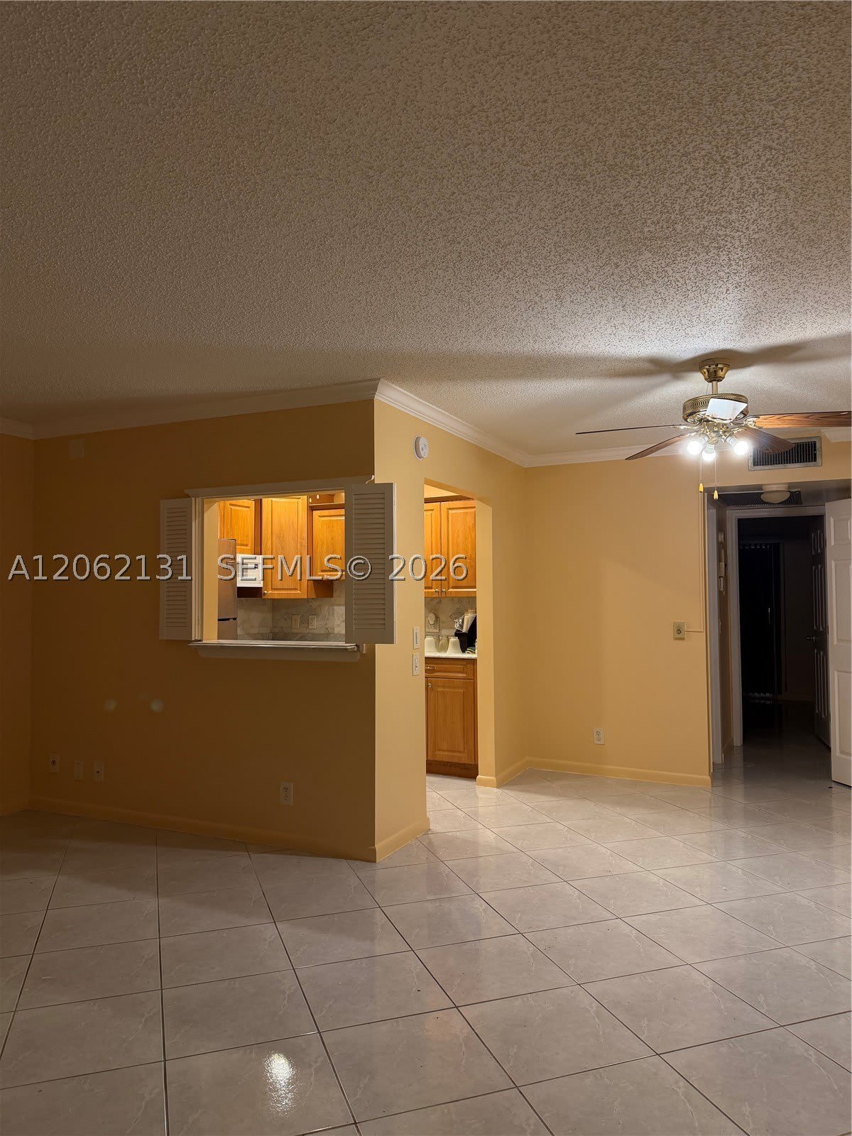 559 Mansfield N – photo 3