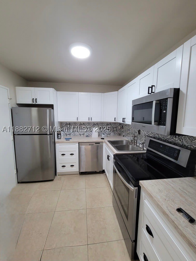 500 Three Islands Blvd – photo 2