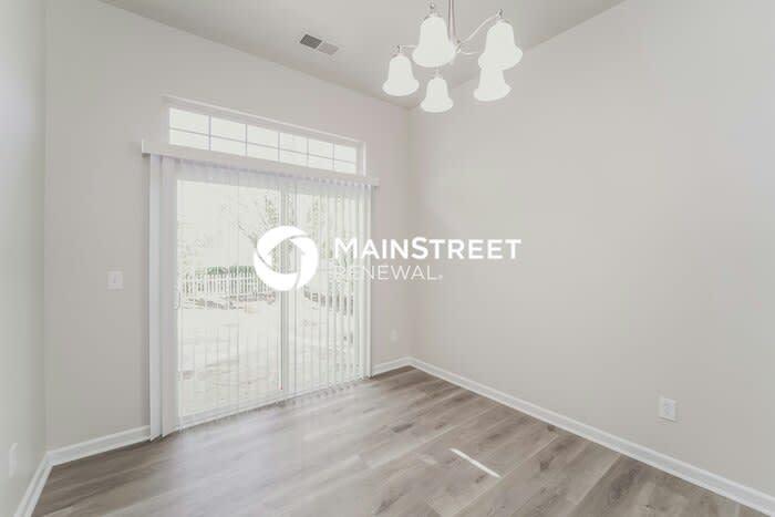 6212 Underwood Avenue – photo 4