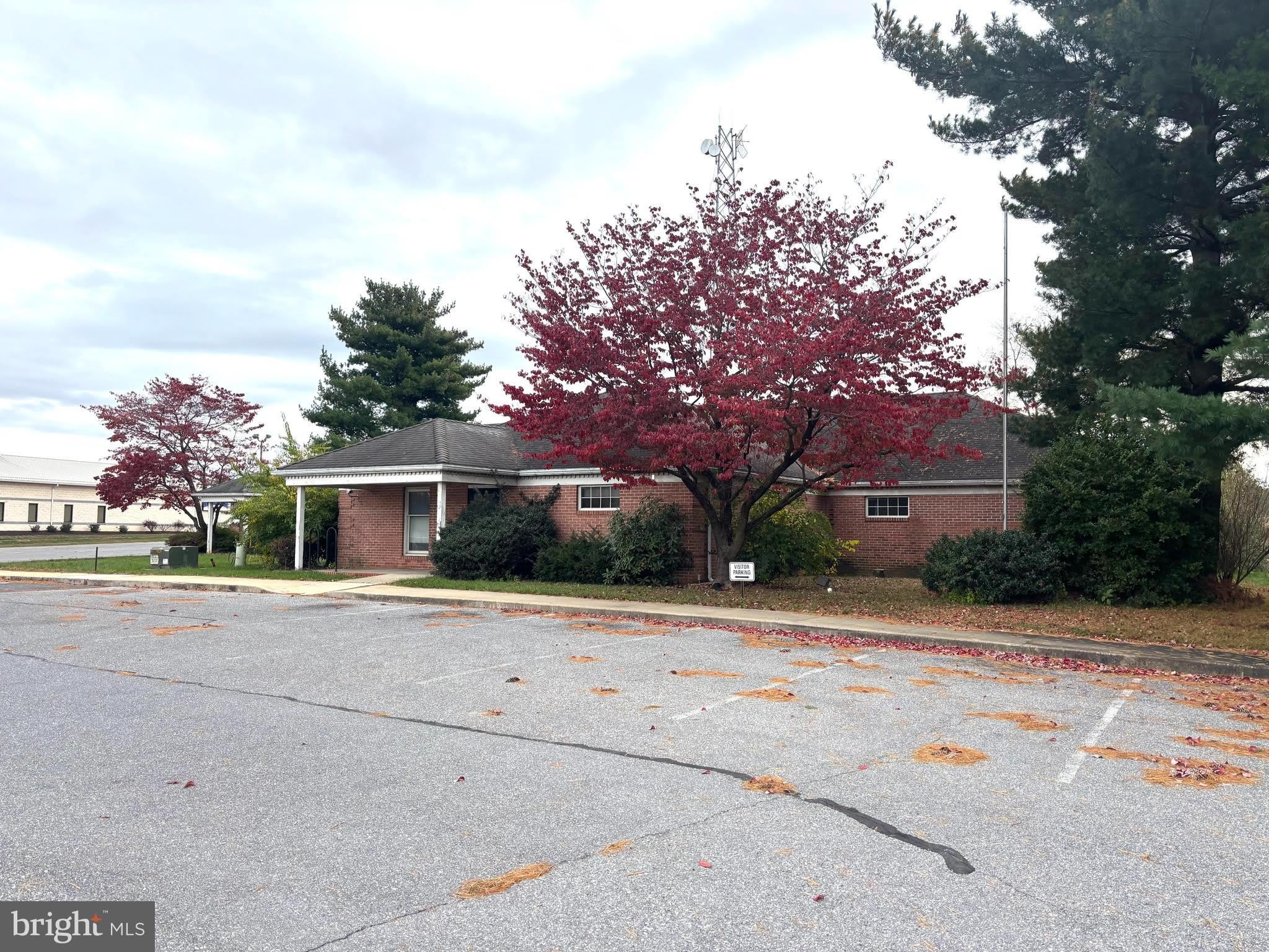 440 WALKER Road – photo 1