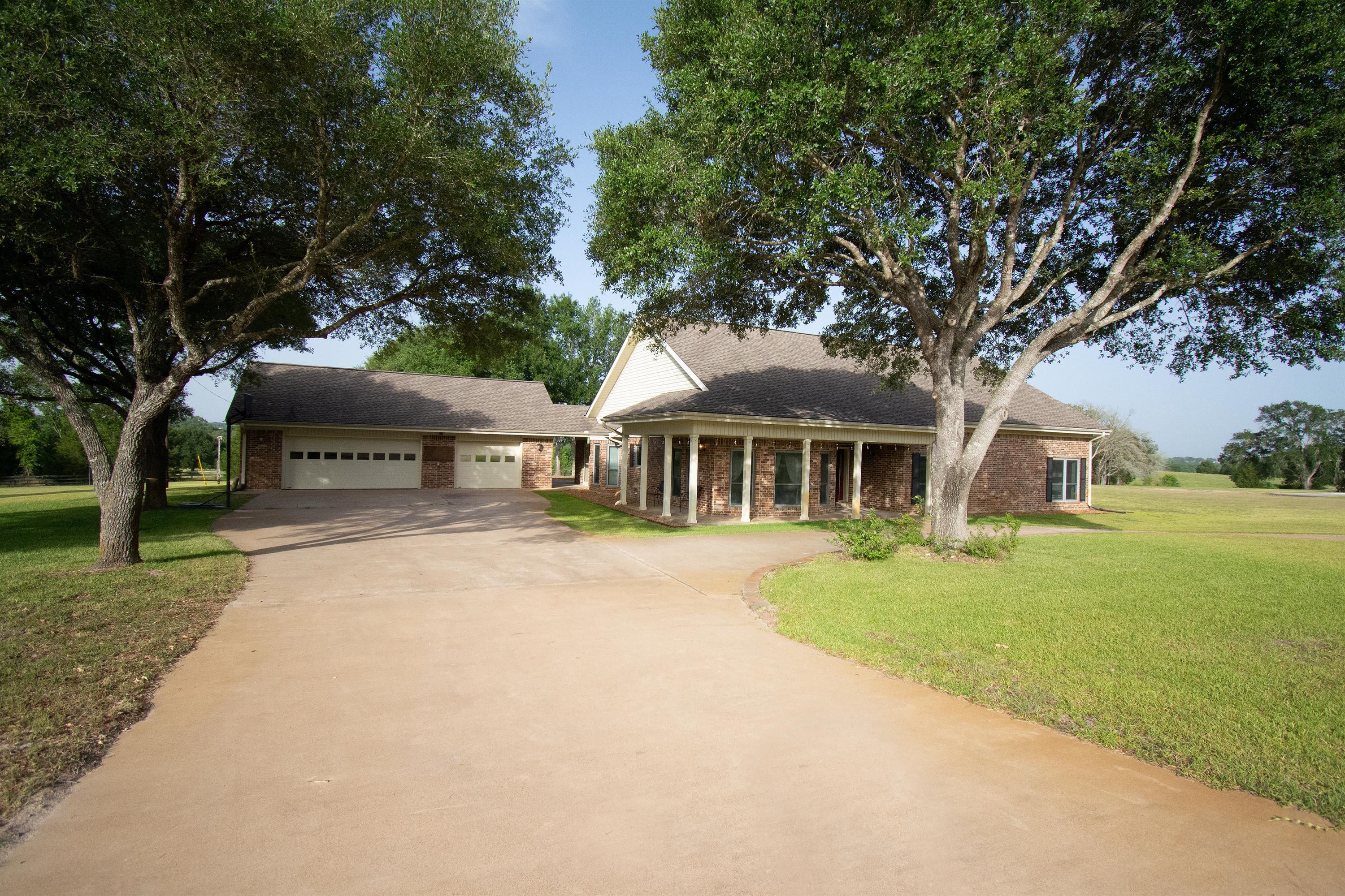 6103 Homeland Lane – photo 2