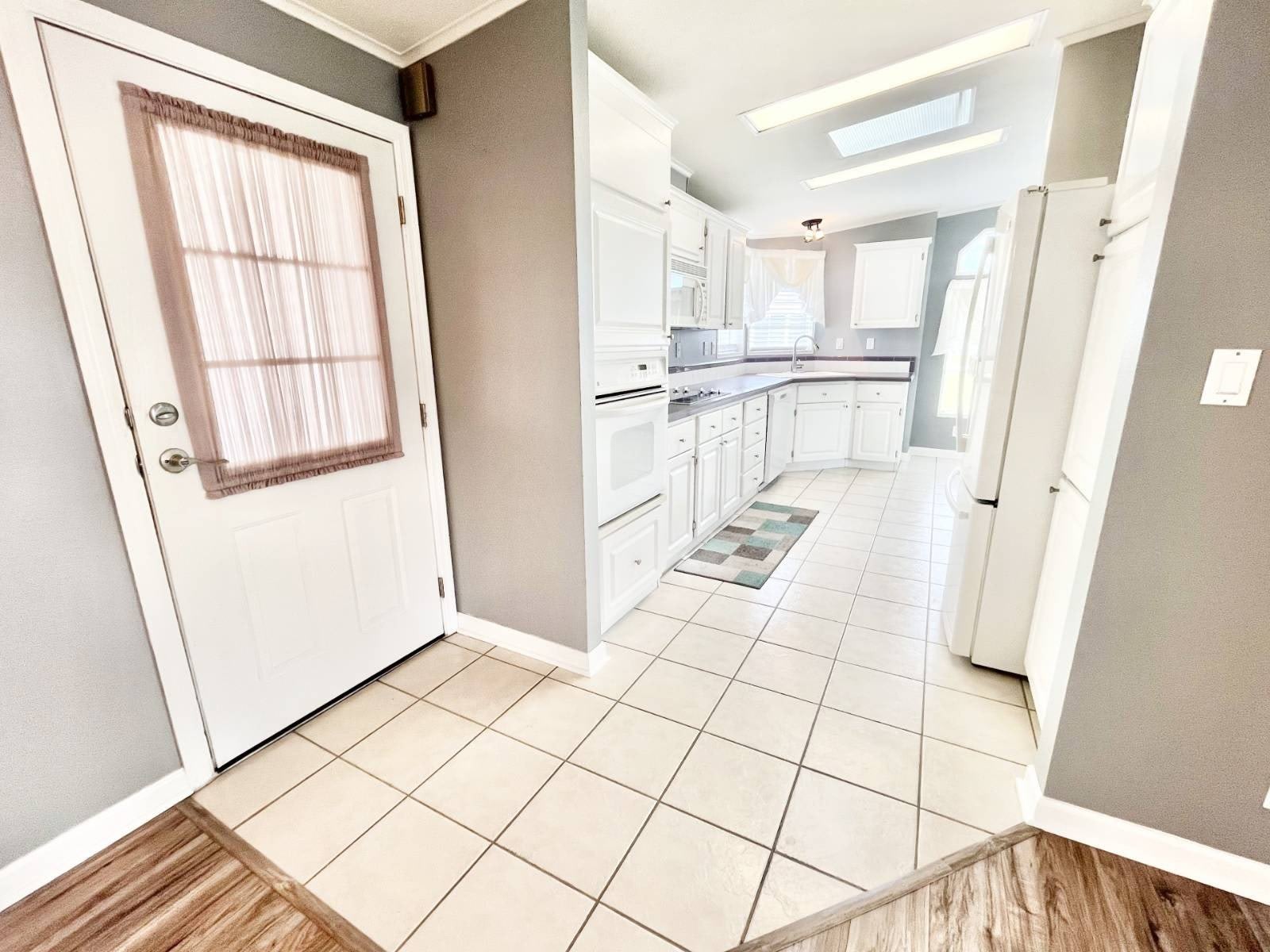 5498 Crane Feather Dr. – photo 3