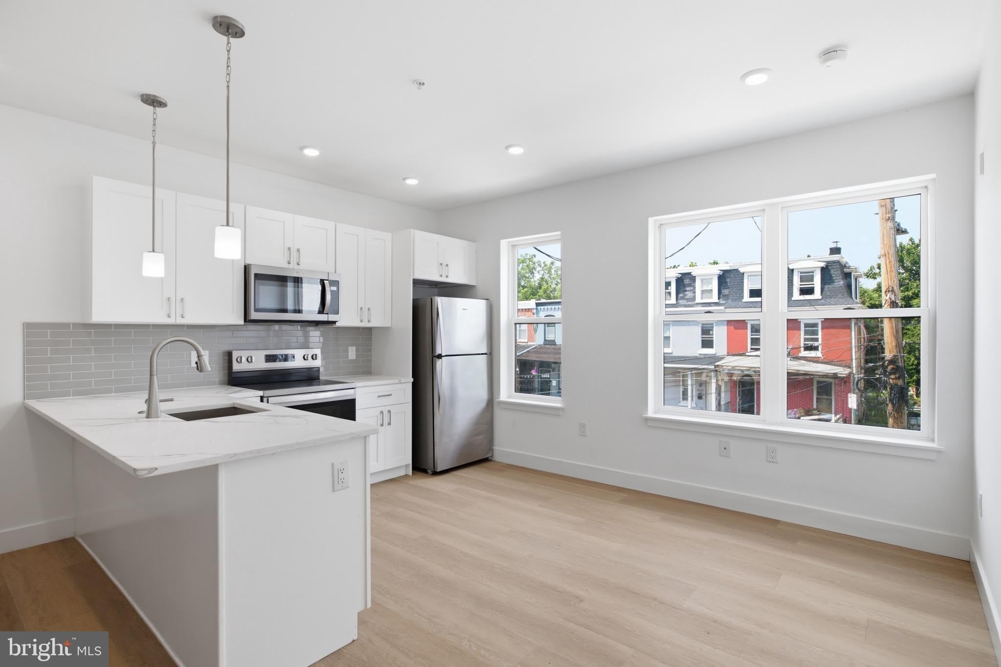 3637 N 16TH Street – photo 2