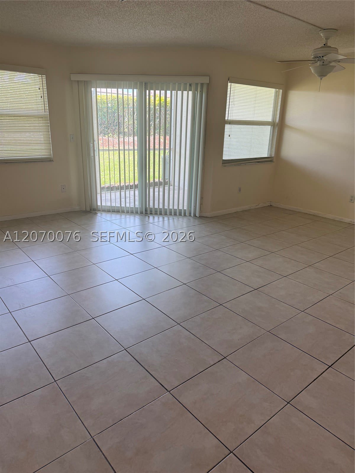 2255 SE 27th Dr – photo 5
