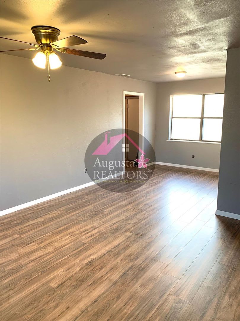 4 bedroom house in Merkel! – photo 3