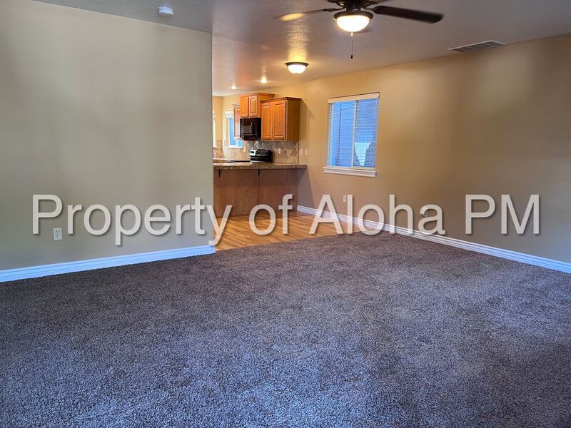 4542 Brennen St – photo 3