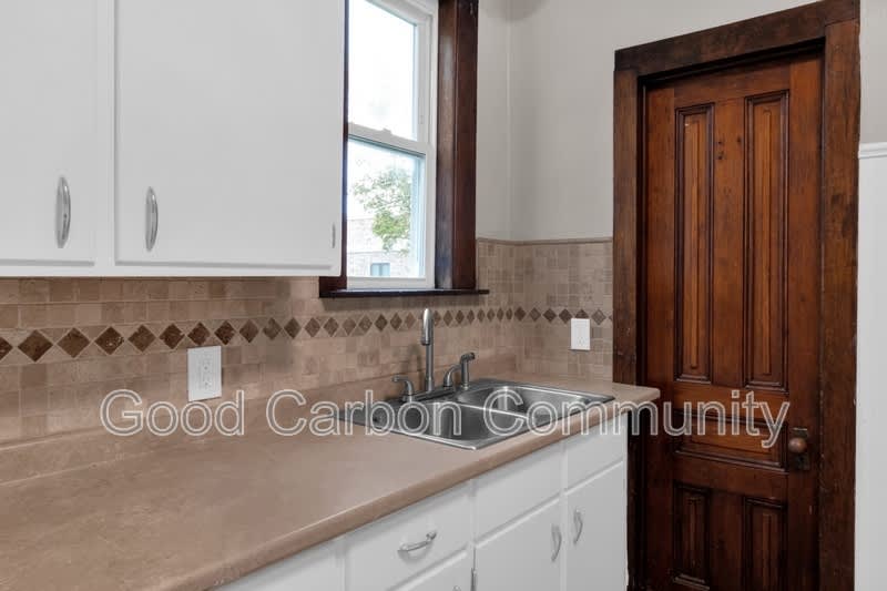 24 Lincoln Ave – photo 3