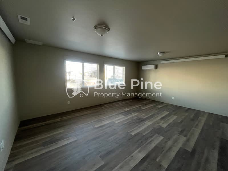 3565 Gample Avenue – photo 2