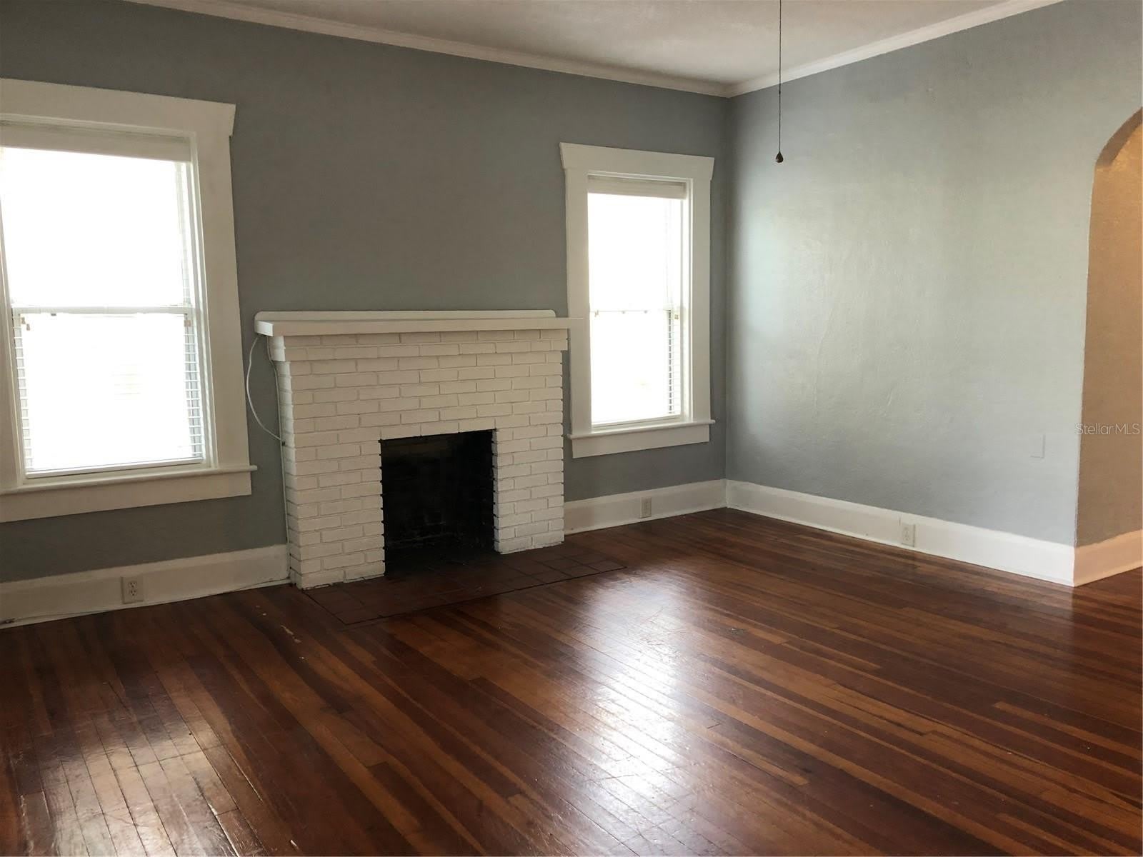 1209 E COMANCHE Avenue – photo 5