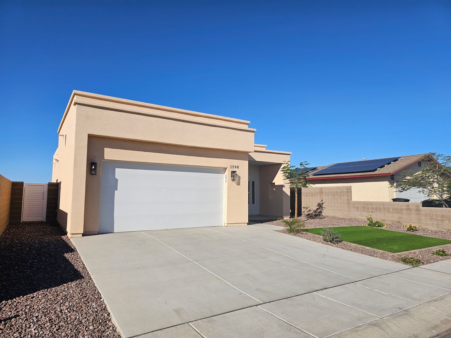 New San Luis AZ Rental with landscaping and fenced lot – photo 2