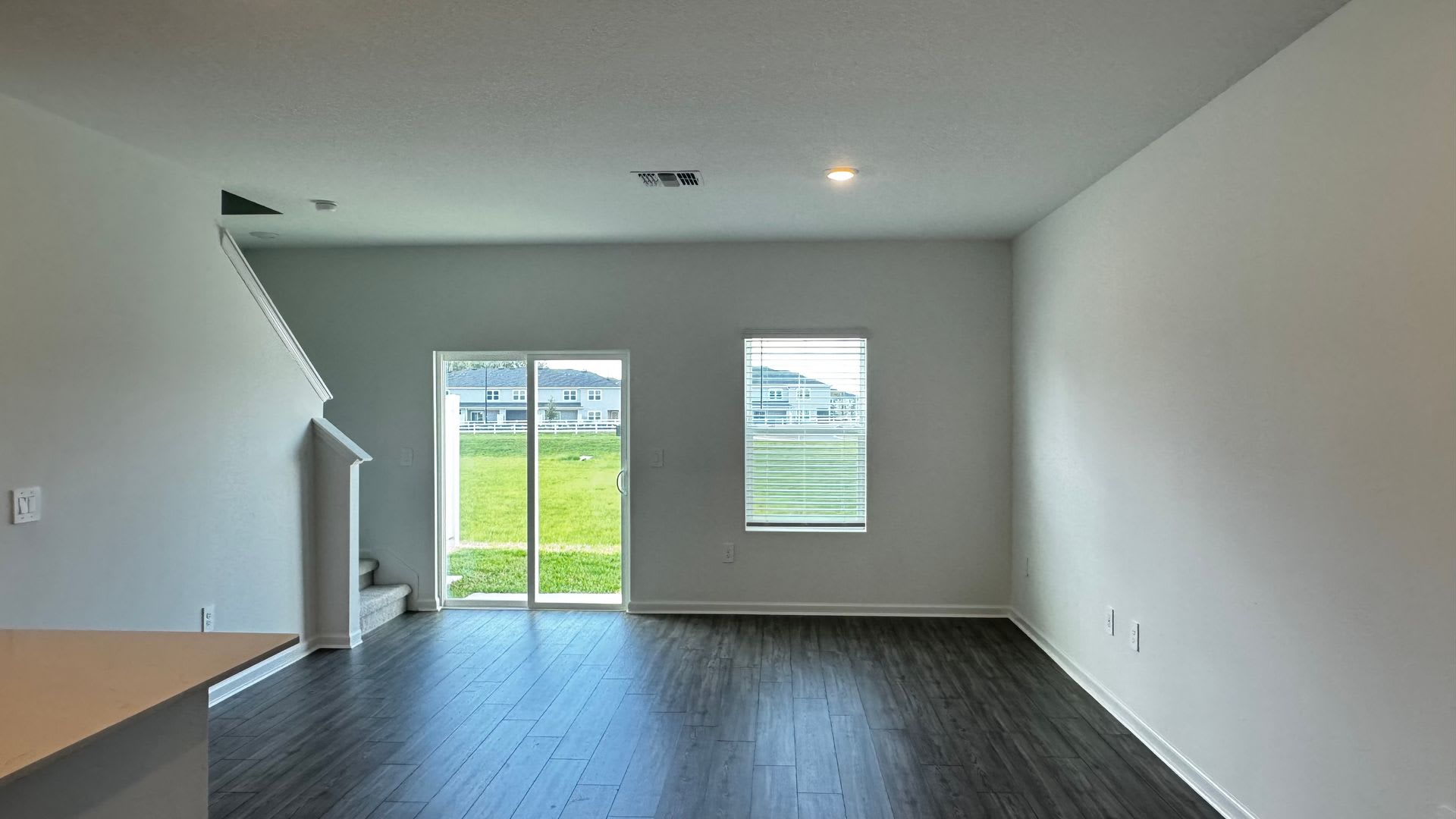 Stunning Brand-New Townhome for Rent in Marion Ranch, Internet, Trash & Lawn Care Included! – photo 4