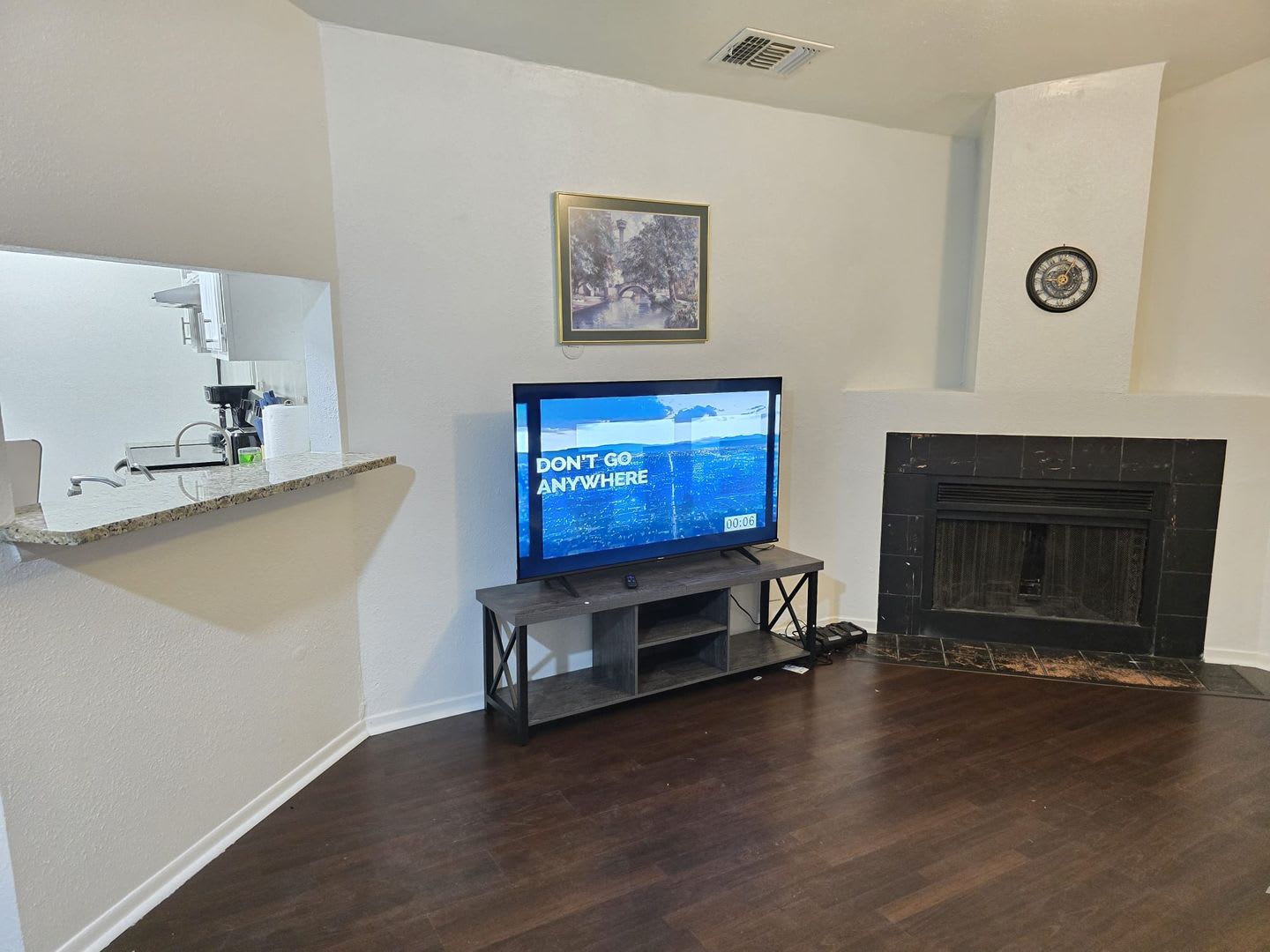 For Lease – photo 3
