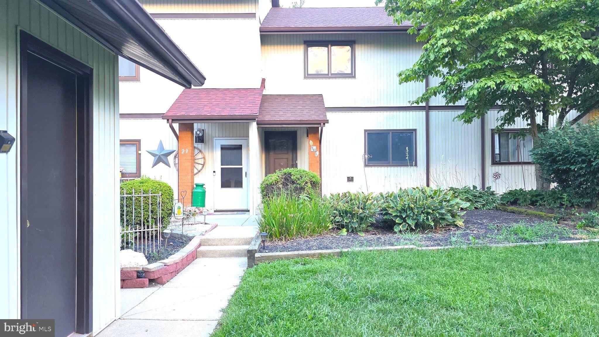 25 Village Drive – photo 2