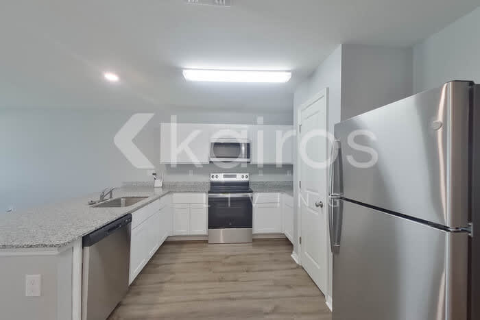 2140 Northwest 22nd Avenue – photo 5