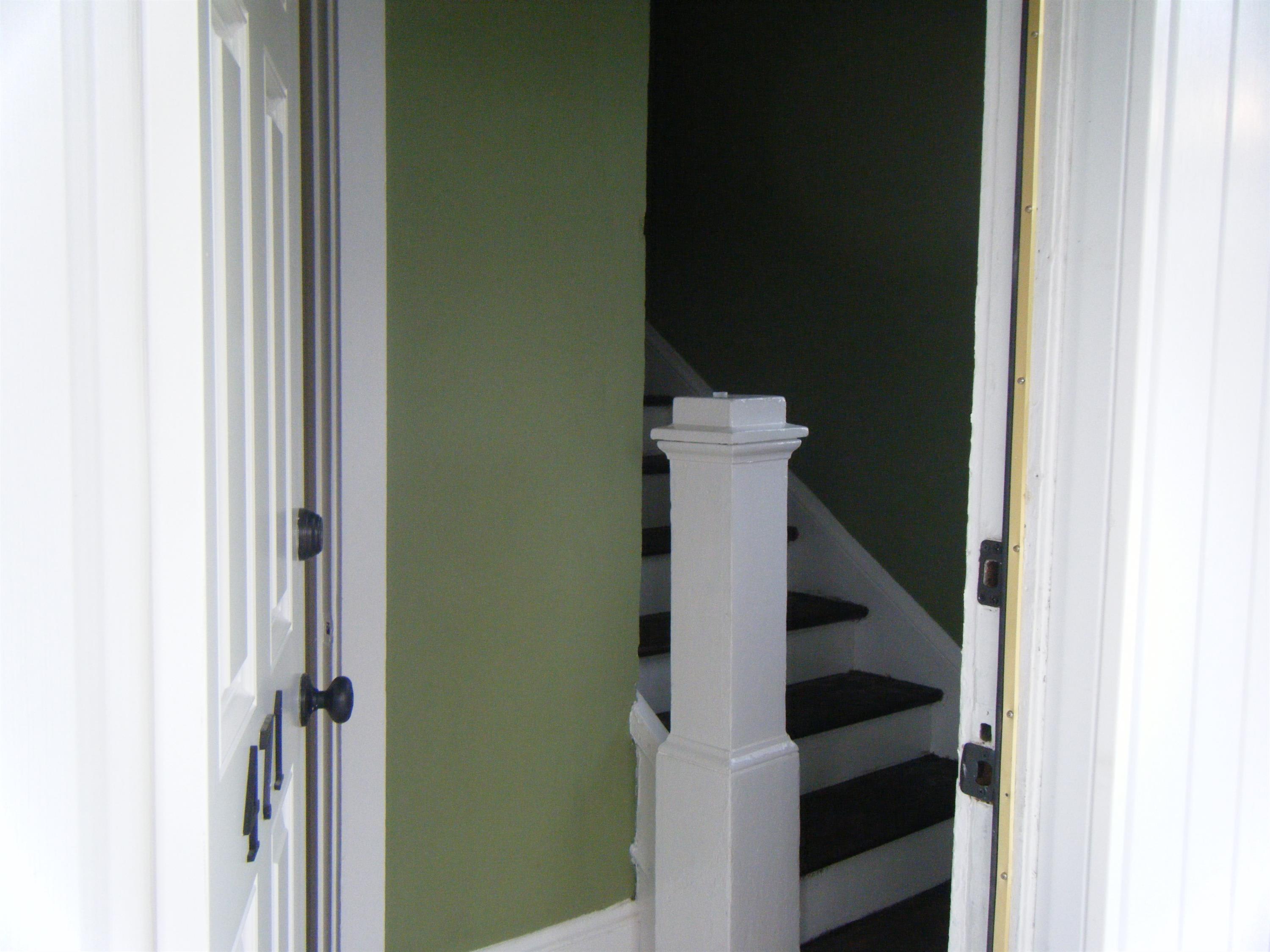 471-A Darlington St – photo 2