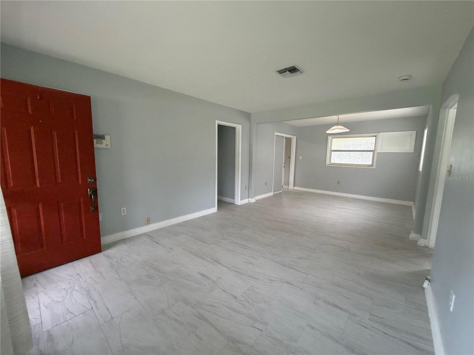 710 WINTHROP Place – photo 3