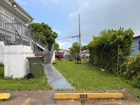 848 SW 5th St – photo 5