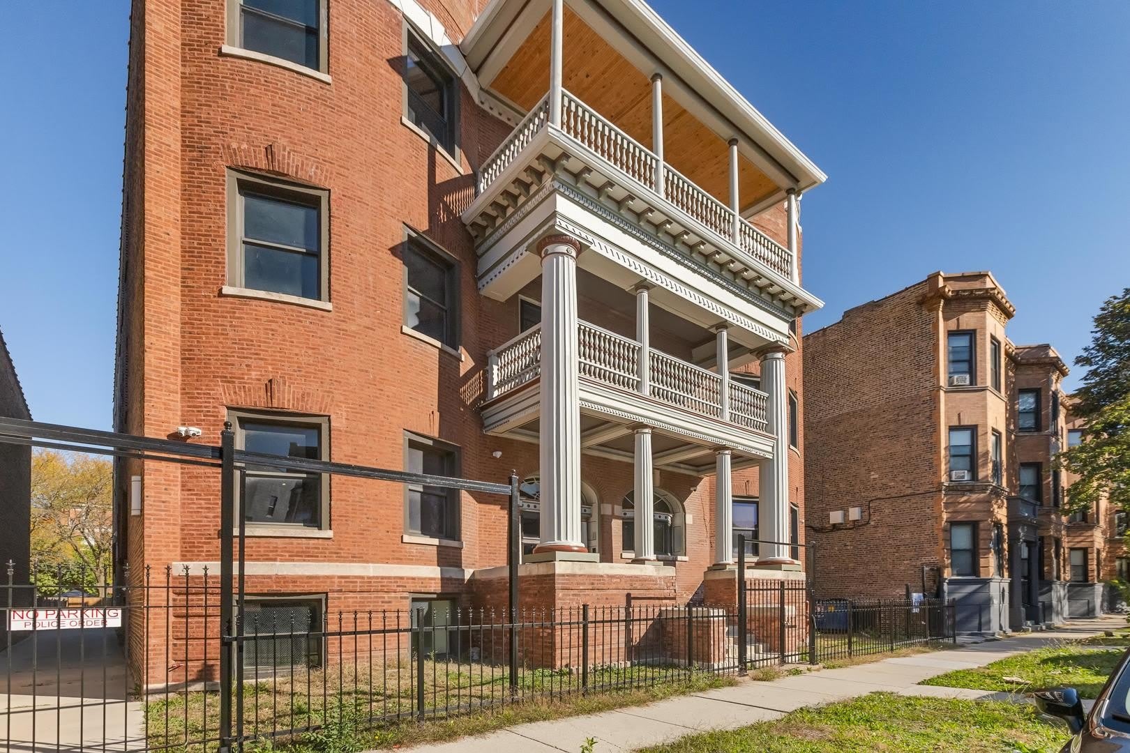 442 E 48th Street – photo 5