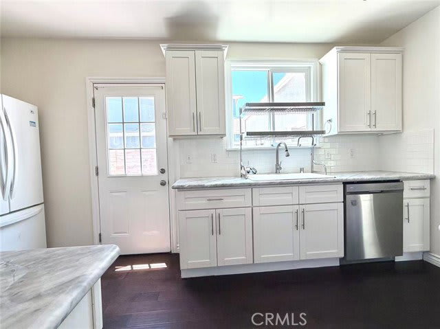 274 South Craig Avenue – photo 3