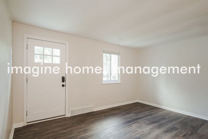 230 Noel Drive – photo 4
