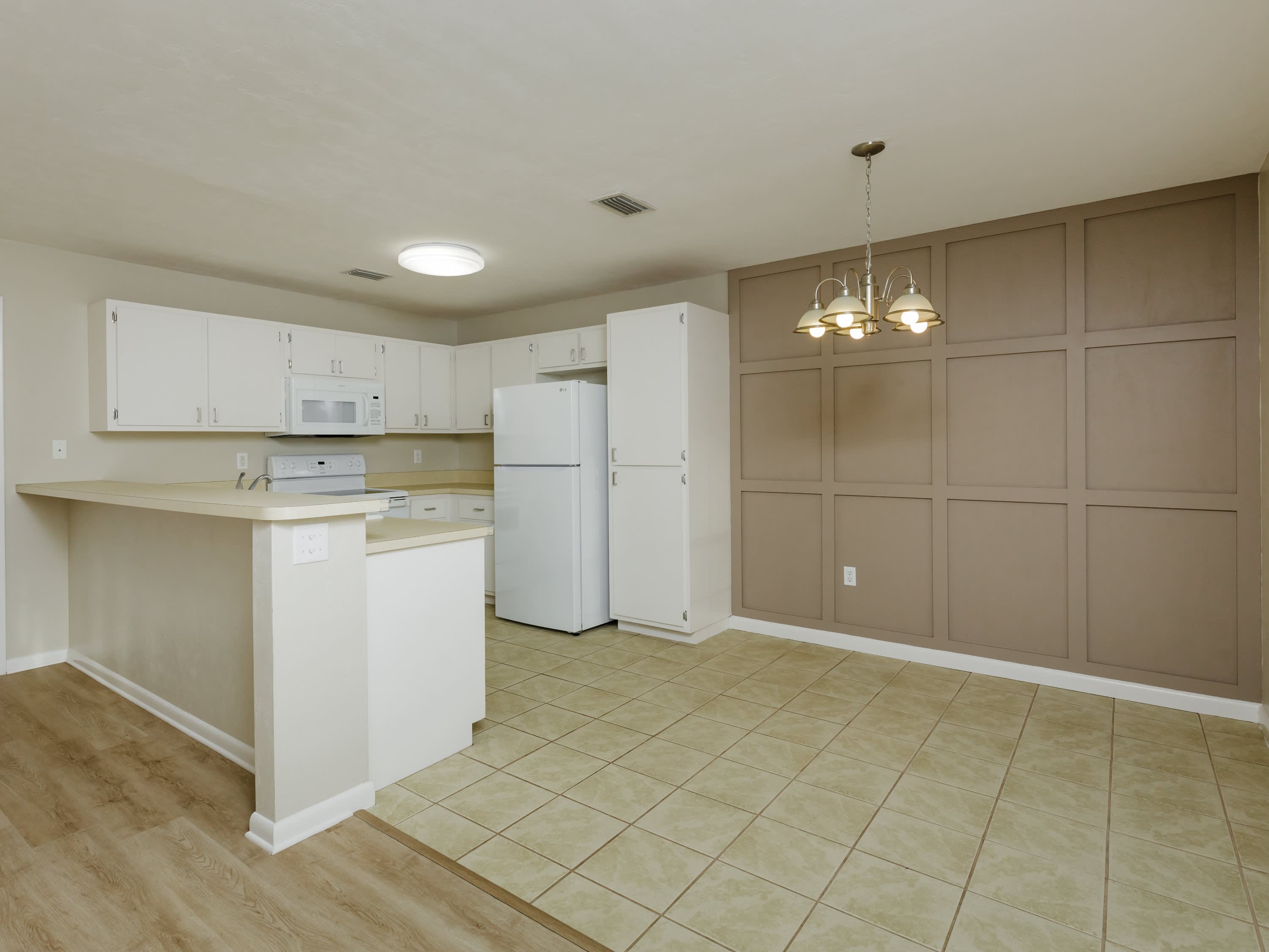 6375 NW 109th Pl – photo 5