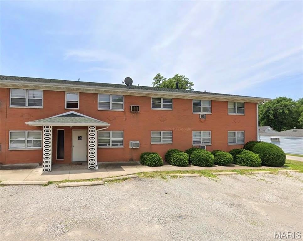 311 N MAIN Street – photo 1
