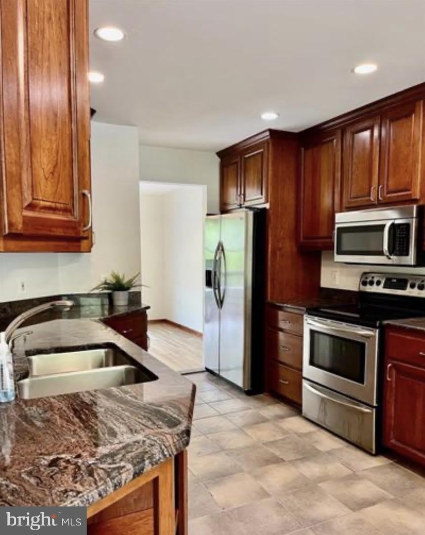5 BRIARDALE CT – photo 2