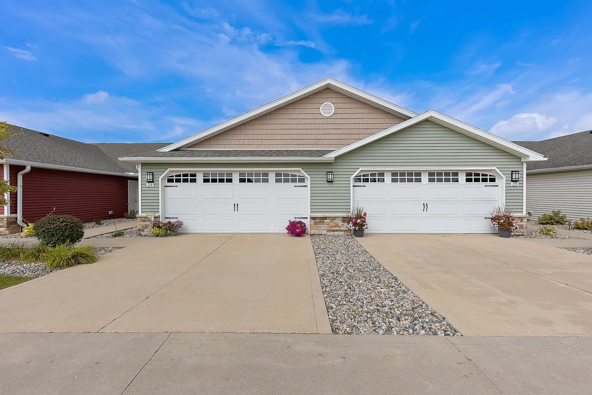 Redwood Perrysburg Woodmont Drive – photo 1