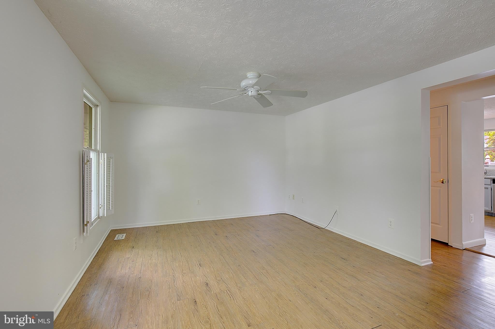 1623 SECRETARIAT Drive – photo 3