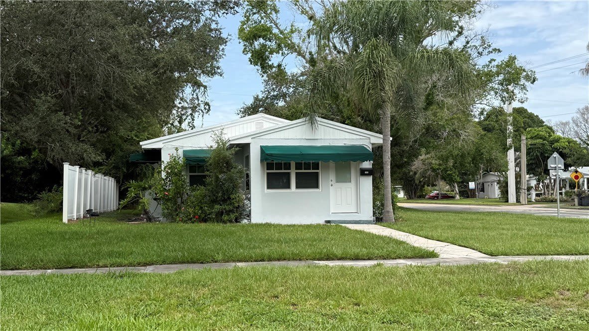 2065 19th Avenue – photo 1