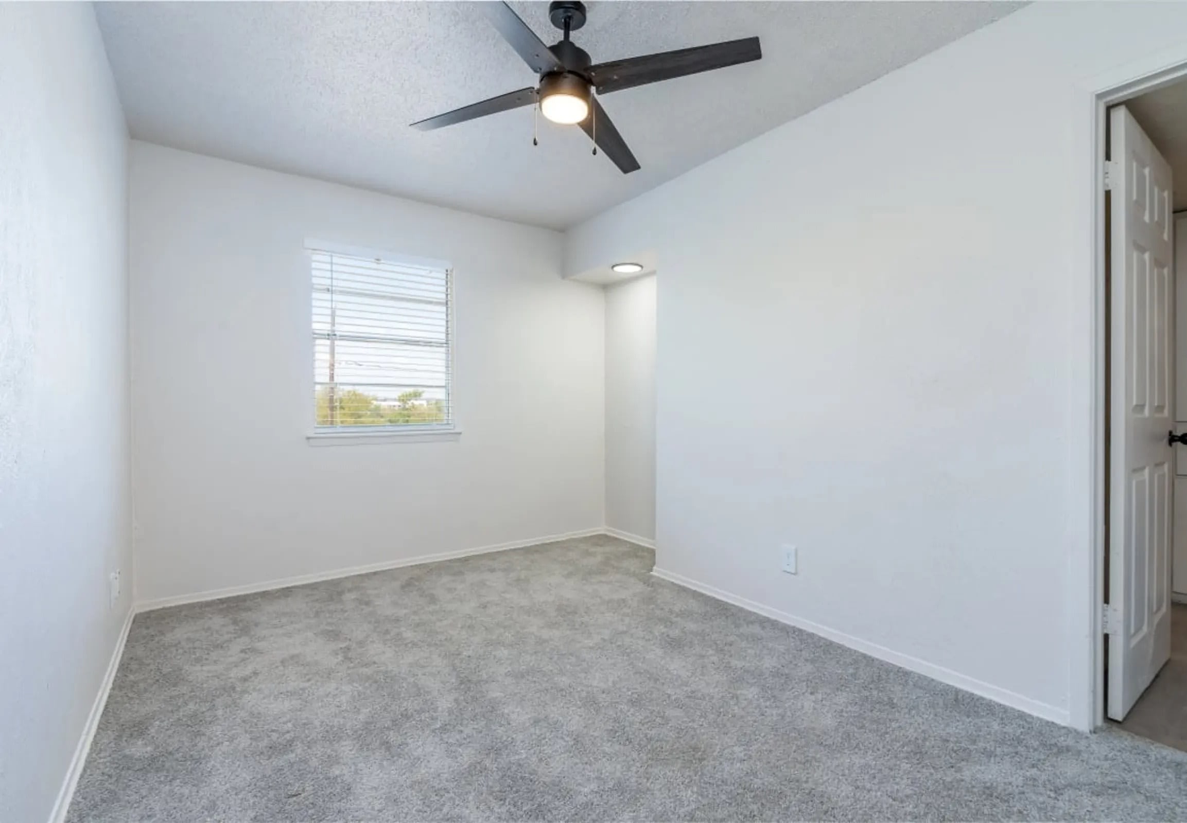 Buena Vista Apartments – photo 2